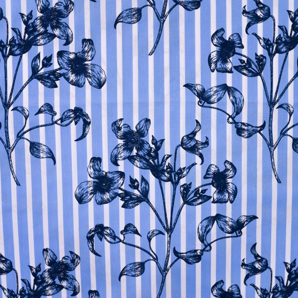 Bomuldspoplin med bl� striber og blomsterprint