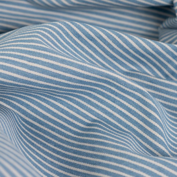 M�lkedrenge stribet denim - Lyse bl�