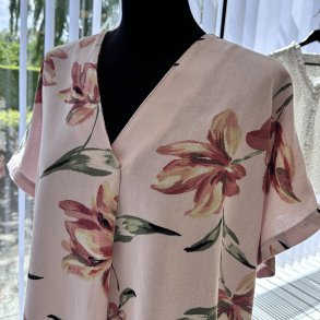 H�r/viscose - Store blomster