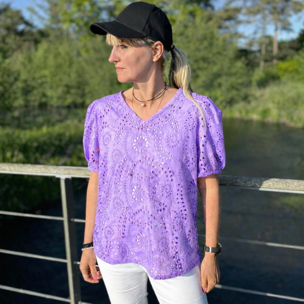 Broderi anglaise - Lys Lilla